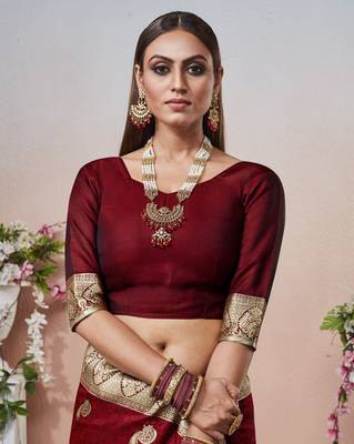 Maroon woven banarasi silk saree with blouse 5