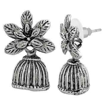 Silver earrings 3