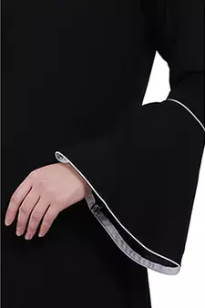 Casual A-line abaya with bell sleeves- Black