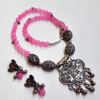 Pink agate necklaces 1