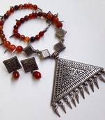 Maroon agate necklaces