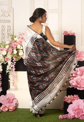 Ivory Ikkat Saree With Black And Red Pallu 2