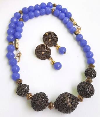 Purple agate necklaces 1
