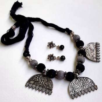 Black agate necklaces 1