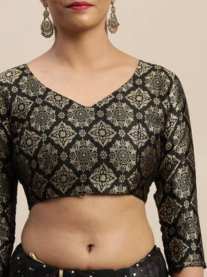 Black printed chiffon saree with blouse 3