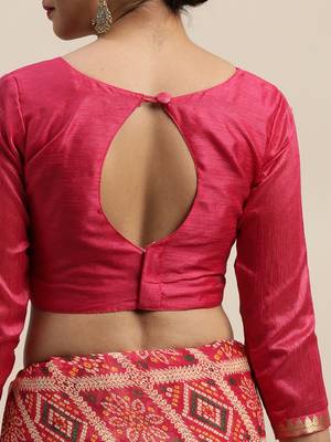 Pink printed chiffon saree with blouse 5