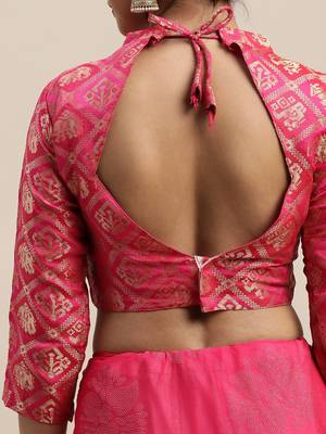 Pink printed chiffon saree with blouse 5