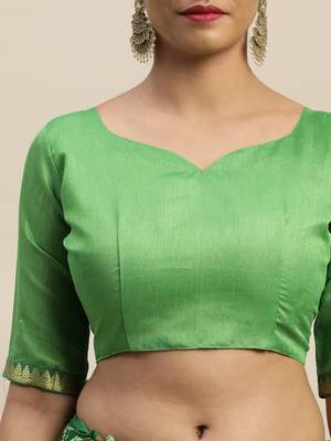Green printed chiffon saree with blouse 3