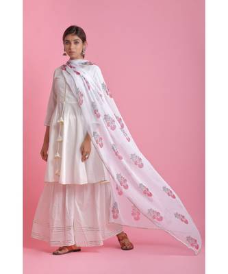 white Chiffon ethnic kurtis 2