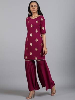 Janasya Magenta golden print crepe salwar 2