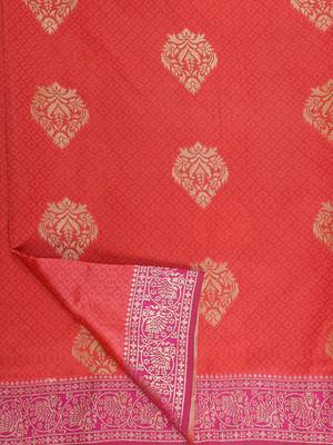 pink woven Banarasi saree with blouse 6