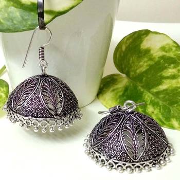 Silver agate jhumkas 1