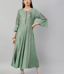 Women'S Shaded Poly Viscose Embroidered Anarkali Kurta (Green)