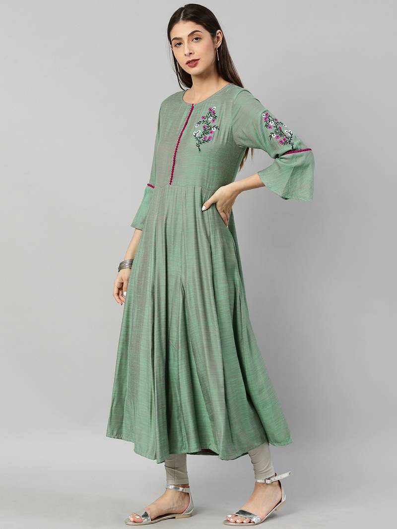 Women'S Shaded Poly Viscose Embroidered Anarkali Kurta (Green)
