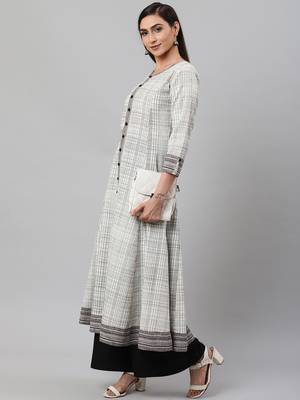 Women'S Cotton Slub Geomatrical Printed Anarkali Kurta 3