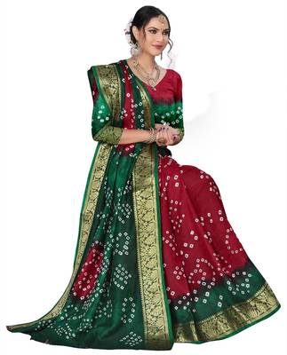 Green hand woven art silk Bandhani saree 4