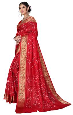 Red hand woven art silk Bandhani saree 2