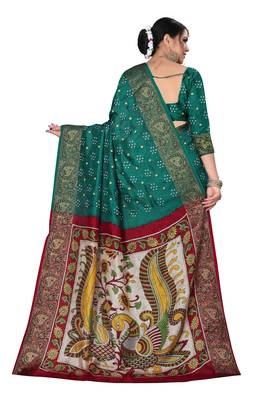 Green hand woven art silk Bandhani saree 5