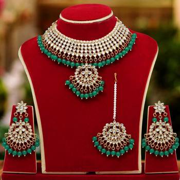 Green necklace-sets 1