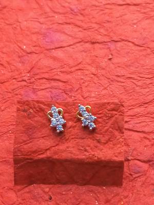 Fashion American Diamond Gold plated Stud Earrings for girls 1