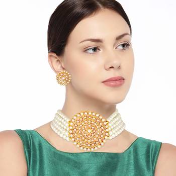 Traditional Light Weight Beaded Choker Set Glided With Moti Work  1