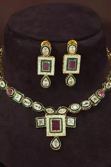 Traditional Handcrafted Beaded Ruby Jewellery Set Glided With Uncut Polki Kundans For Women 