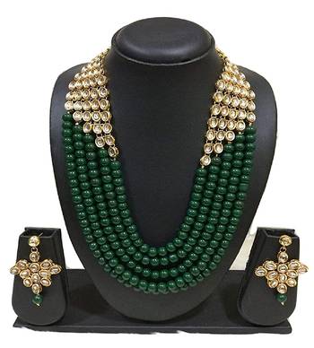 Mother-of-pearl and Kundan Rani Haar Necklace Jewellery Set with Earrings for Women  3