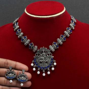 Blue necklace-sets 1