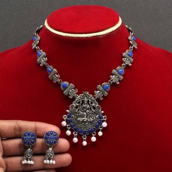 Blue necklace-sets 1