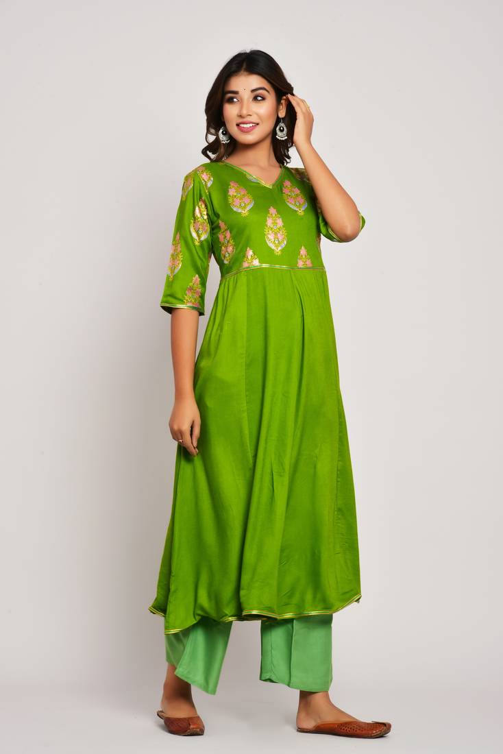  Women's Gold Print Dark Green  Rayon Kurtas