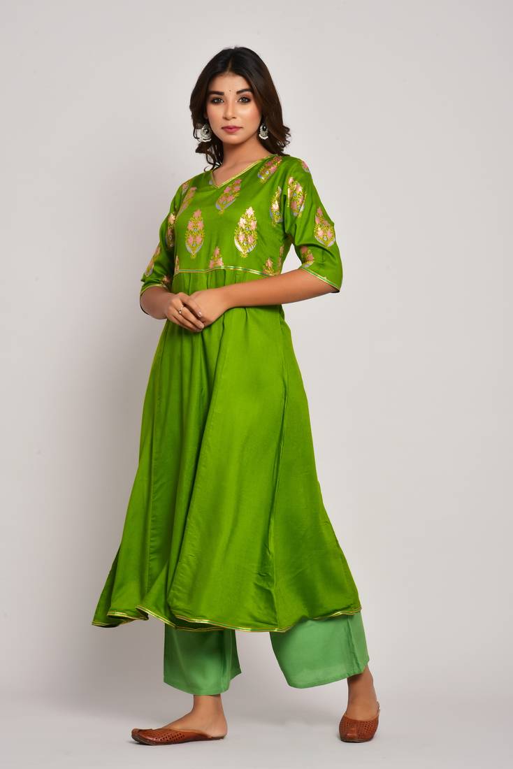  Women's Gold Print Dark Green  Rayon Kurtas