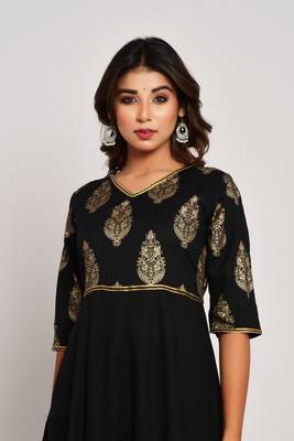  Women's Gold Print Dark Black Rayon Kurtas 4