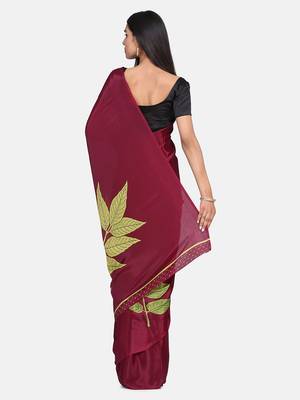 Maroon printed crepe saree with blouse 5