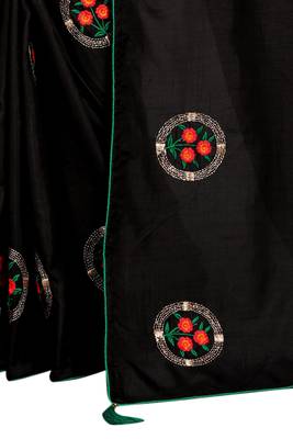 Black Vichitra Silk Embriodered Saree With Blouse Piece. 4
