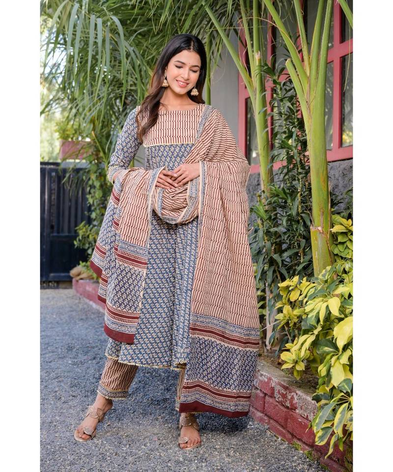 Grey & maroon gota dress with pant and block printed dupatta