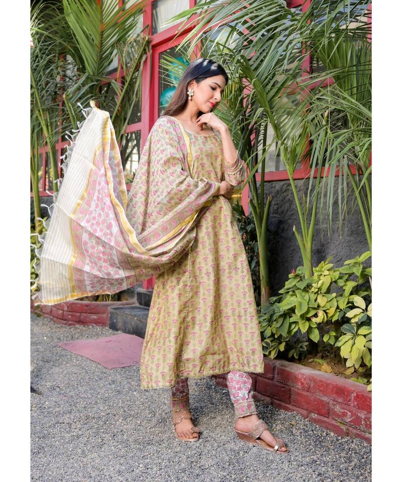 Golden block print suit set