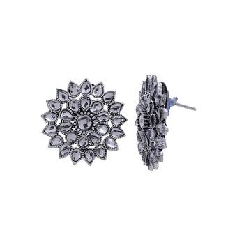 Unique Antiq Silver Flower Studs 4