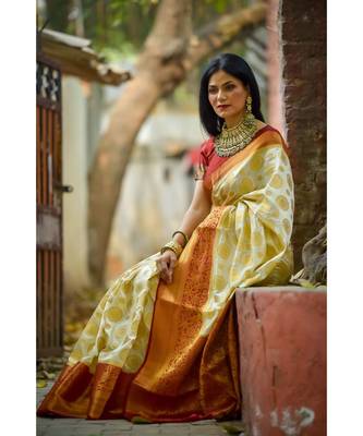 Fab Woven White Banarasi Silk Jacquard Saree With Blouse Piece 3