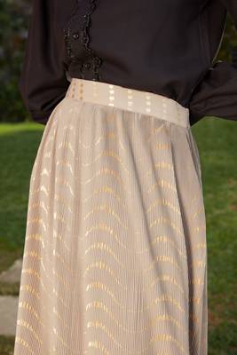 Beige plain polyester Semi Stitched bridal lehenga 3