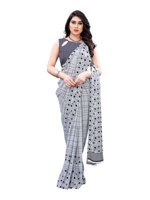 Grey printed georgette saree with blouse 4