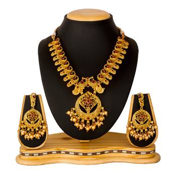 antique gold Alloy necklace sets 3