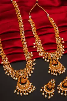 antique gold Alloy necklace sets