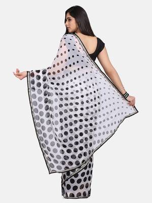 White Printed Chiffon Saree With Blouse 4