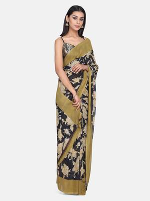 Black printed georgette saree with blouse 4