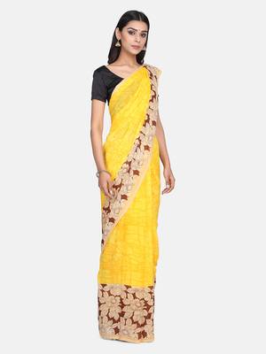 Yellow printed georgette saree with blouse 4