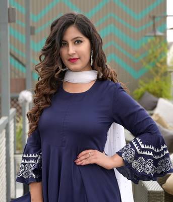 White plain viscose rayon ethnic-kurtis 4