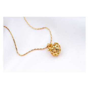 Gold pendants 2