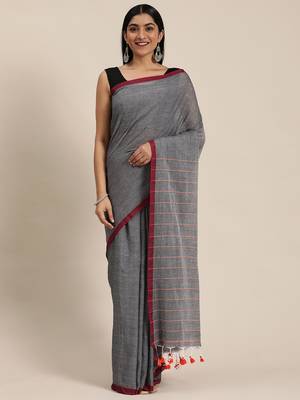 Grey Plain Cotton Handloom Sarees With Blouse 3
