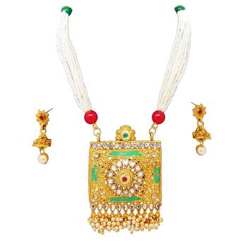 Gold zircon   necklaces 1