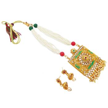 Gold zircon   necklaces 2